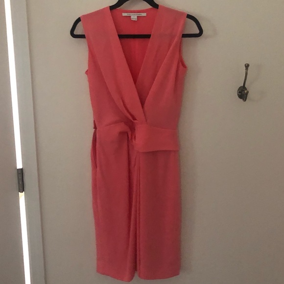 Coral DVF dress - Picture 2 of 9